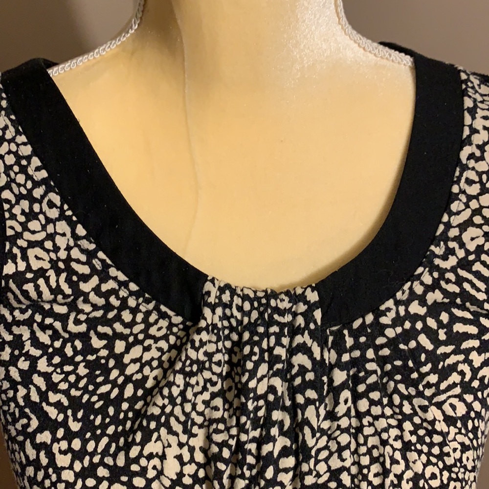 Loft Patterned Tank - Picture 2 of 3